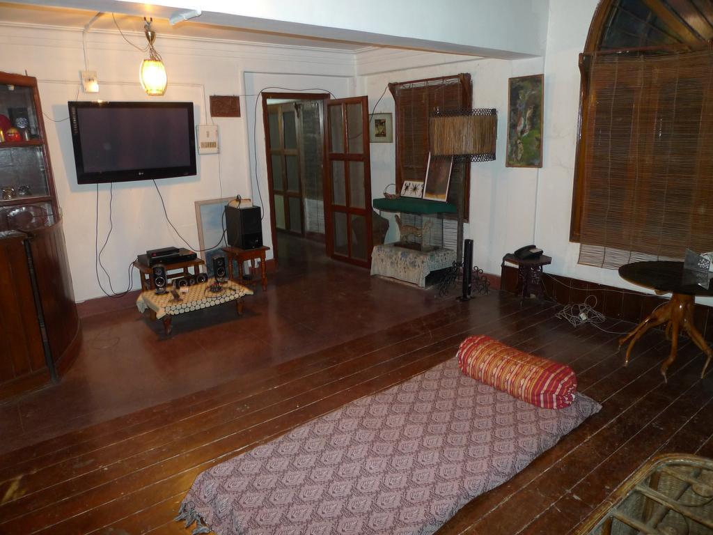 Hilltop Lodge Guwahati Cameră foto