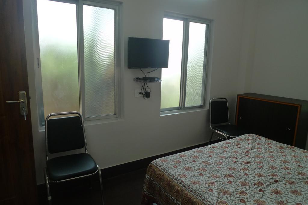 Hilltop Lodge Guwahati Exterior foto